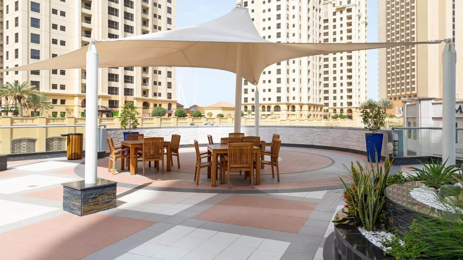Frank Porter - The Point Dubaj Apartman